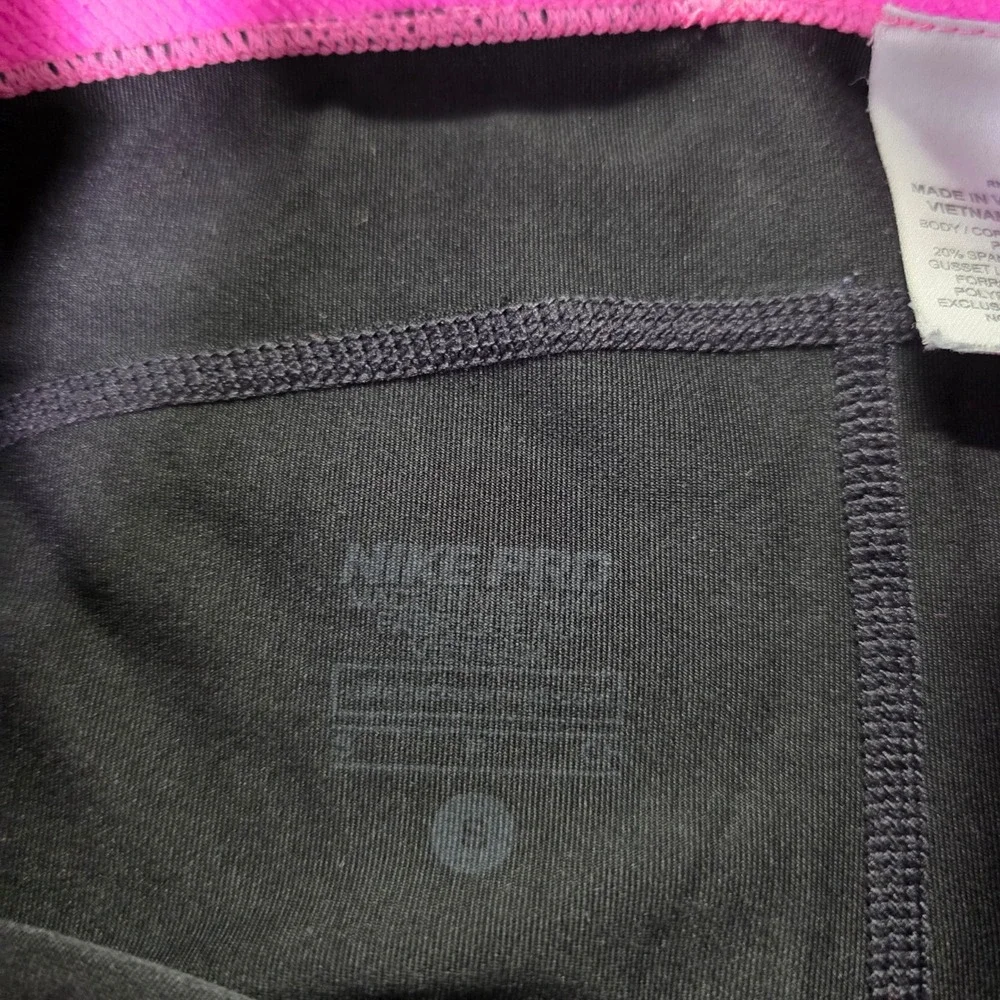 Nike Womens M Pro Dri-FIT Cropped Leggings Black Pink Compression Capri